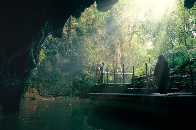 2 Day Tour Auckland to Hobbiton, Waitomo, Rotorua and Taupo - Key Points to Know Before You Go