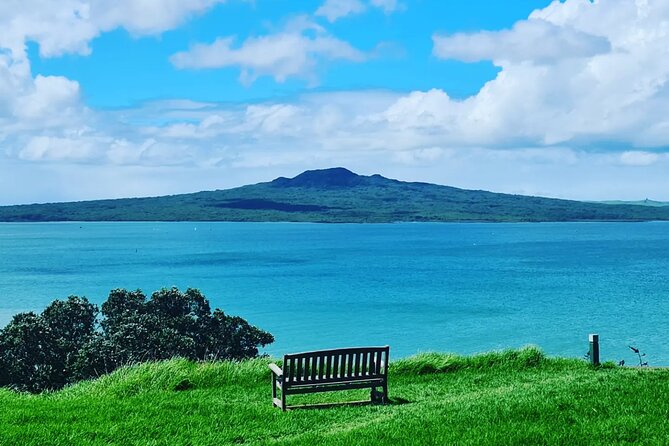 2025 Award Winning: Auckland City Highlights Half Day Tour - Stop 3: Mount Eden, Auckland’s Highest Volcano Viewpoint
