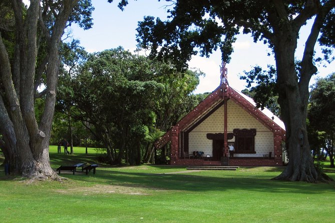3-Day Bay of Islands Tour from Auckland - Hole in the Rock Cruise: Stunning Views, But Check the Weather