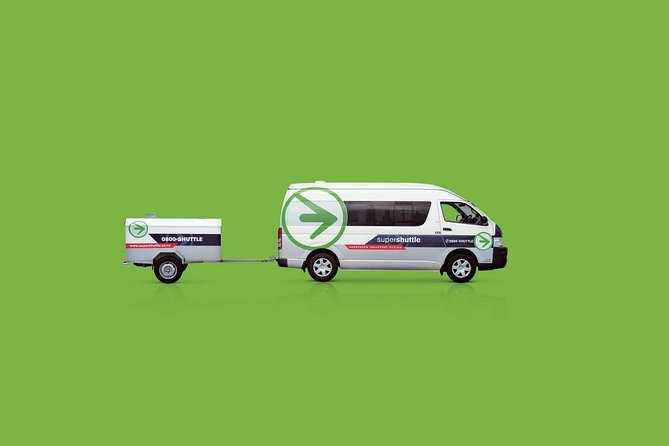 Arrival Transfer: Auckland Airport to Auckland Central City Centre - Inside The Shared Minivan, What Shared Really Changes