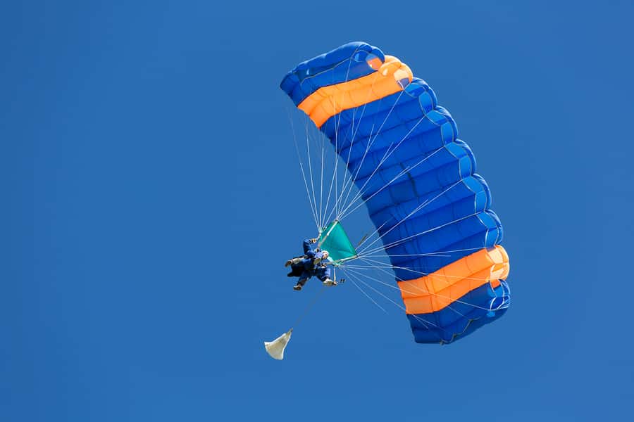 Auckland: 13000, 16000, or 18000-Foot Tandem Skydive - Up to 75 Seconds Freefall: The “Flying” Feeling at 200 km/h