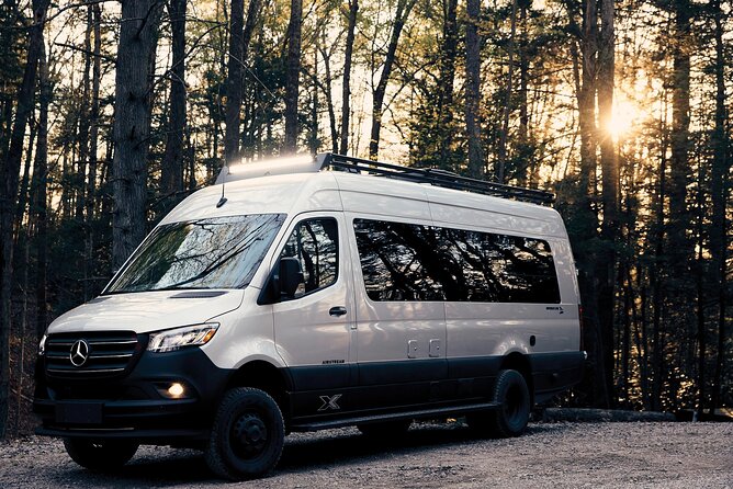 Auckland Airport Private Transfers in a Luxury Minibus - Key Highlights at a Glance