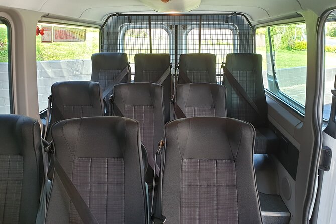 Auckland Airport Private Transfers in a Luxury Minibus - The Human Side: Drivers Who Are On Time and Helpful