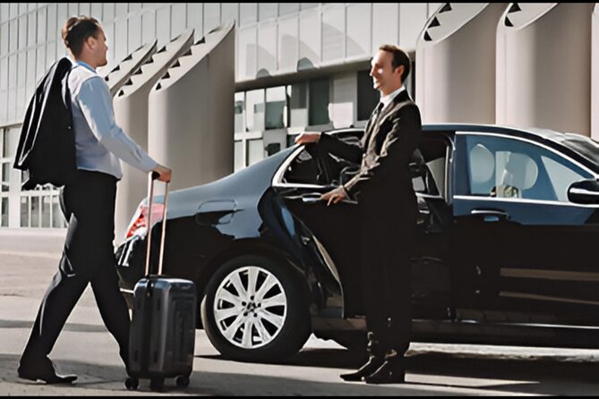 Auckland Airport Private Transfers with child car seats - Comfort and reliability: what the car and timing promise means for you