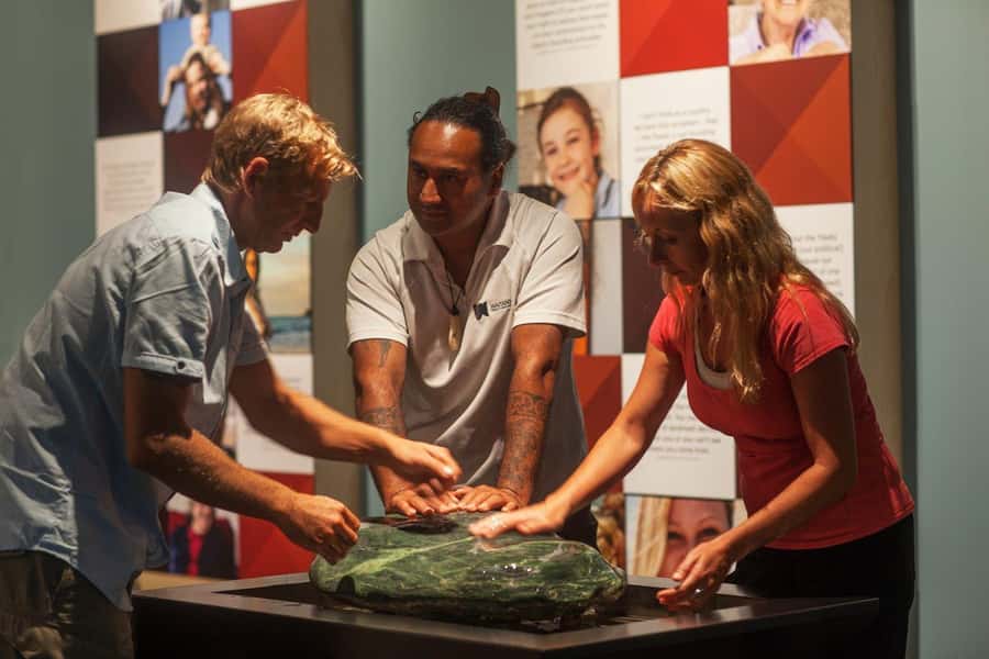 Auckland: Bay of Islands Tour & Cruise 2Day Small Group Tour - Waitangi Treaty Grounds: guided history plus a cultural performance