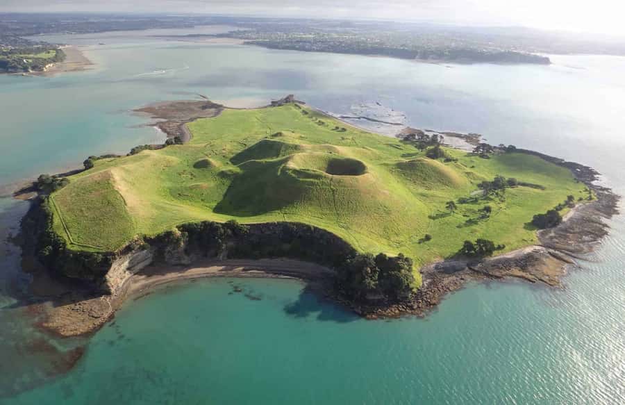 Auckland: Browns Island (Motukorea) Sea Kayak Tour - Paddling the Hauraki Gulf and Waitemata Harbour, one way in 45-60 minutes