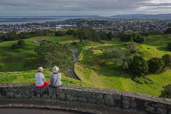 Auckland City Highlights, Afternoon Piha Beach & Rainforest Tour - Price and value: what $183.07 buys you in real terms