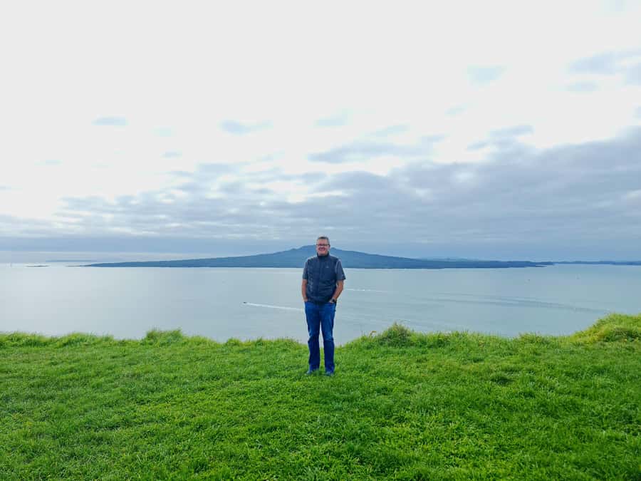 Auckland City Highlights Half Day Tour - Mount Eden: the hilltop payoff when weather needs a plan