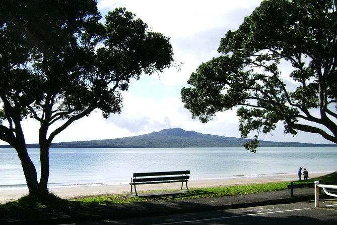 Auckland City Tour & Kumeu Wine Country Includes Wine Tastings & Lunch - Devonport, Mt Victoria, and that harbor view moment