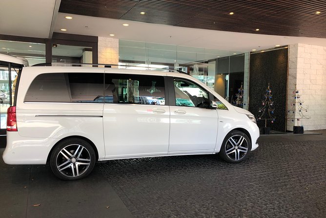 Auckland Cruise/Wharf & Airport Transfers - Price and value: what $142.73 per group really buys you