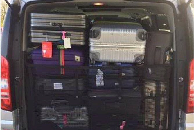 Auckland Downtown Hotel Transfers to/from Cruise Ship in Minivan - Price and value: $42 per group up to 4