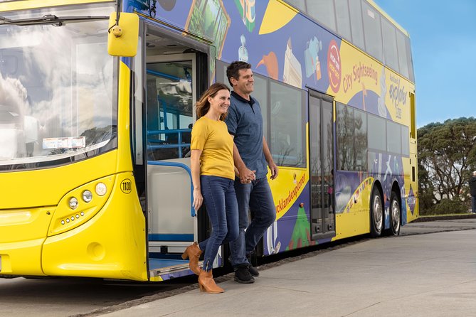 Auckland Explorer: Sightseeing Hop-on Hop-off Tour - Auckland Art Gallery and Newmarket: culture and coffee-ready breaks