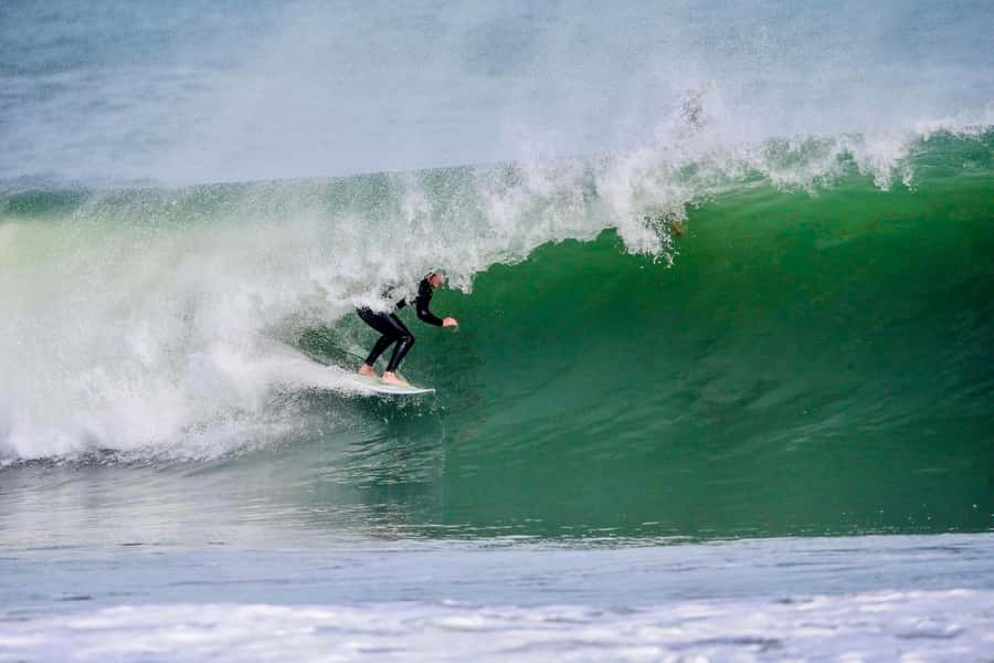 Auckland: Group Surfing Lesson with Muriwai Surf School - Safety and wave reading without the fear factor