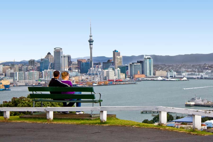 Auckland: Guided Small Group City Discovery Tour - Devonport Drive and Mount Victoria Summit Views