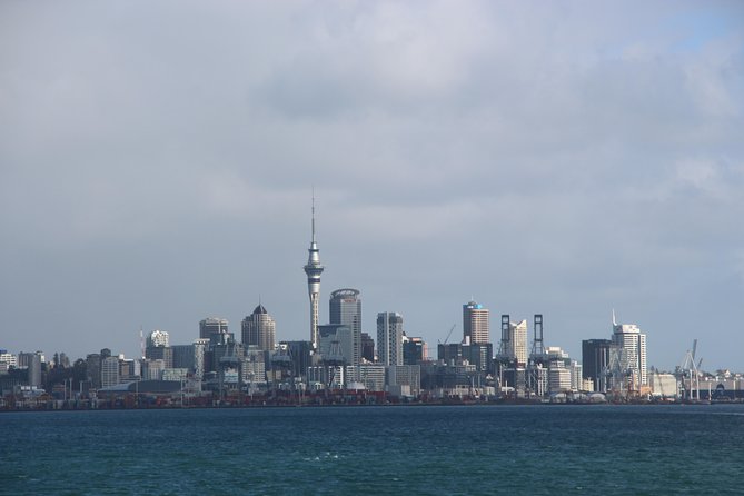 Auckland Harbour Cruise - Timing, Weather, and What to Wear on the Water