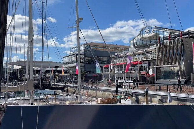 Auckland Highlight Fullday City Tour - Westhaven Marina and harbor bridge storytelling