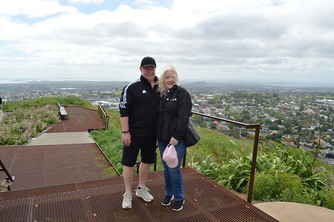 Auckland Highlights Full Day Guided Tour - Mount Eden at Maungawhau: the highest crater view you can actually use