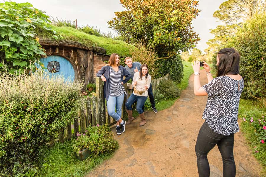 Auckland: Hobbiton Movie Set Tour with Lunch - From Auckland to Matamata, Why the Early Start Matters