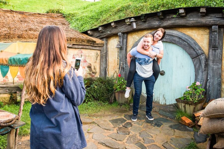 Auckland: Hobbiton Movie Set Tour with Lunch - Who Should Book This Hobbiton Tour From Auckland