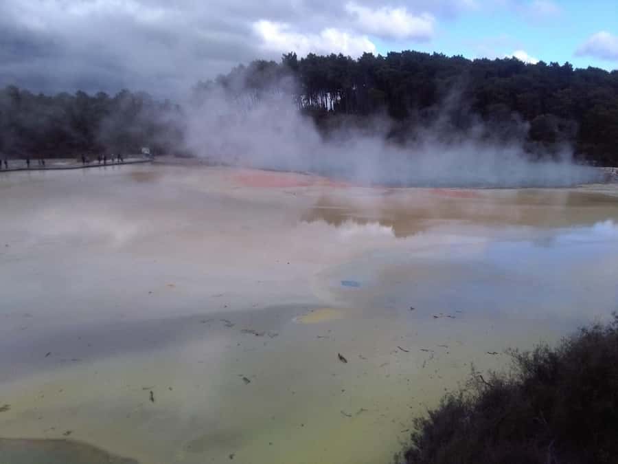 Auckland: Hobbiton, Rotorua, Waiotapu and Waitomo 3-Day Tour - A North Island sampler, with heavy driving and real payoff