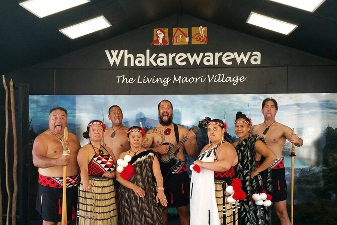 Auckland : Rotorua Living Maori Village with Haka and Hangi Lunch - Auckland to Rotorua: the early start, the long ride, and how to make it work
