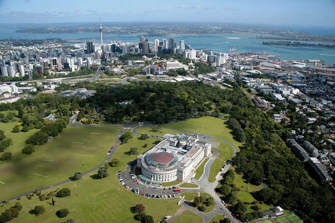Auckland Shore Excursion: Half-Day Guided City Tour - Queen Street and Ponsonby: CBD Sights Plus a Real Neighborhood Feel