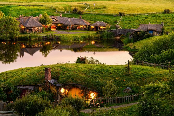 Auckland to Rotorua via Hobbiton Small Group Tour (One Way) - Key things to know before you go