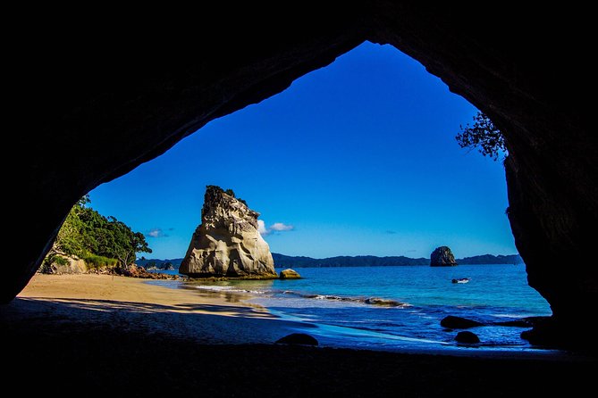 Coromandel Coastal Experience - Small Group Tour from Auckland - Cathedral Cove Marine Reserve: the walk, the views, and the swimming time