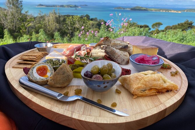 eRide Waiheke 5 bays ride - Hills and battery: the real skill is pacing