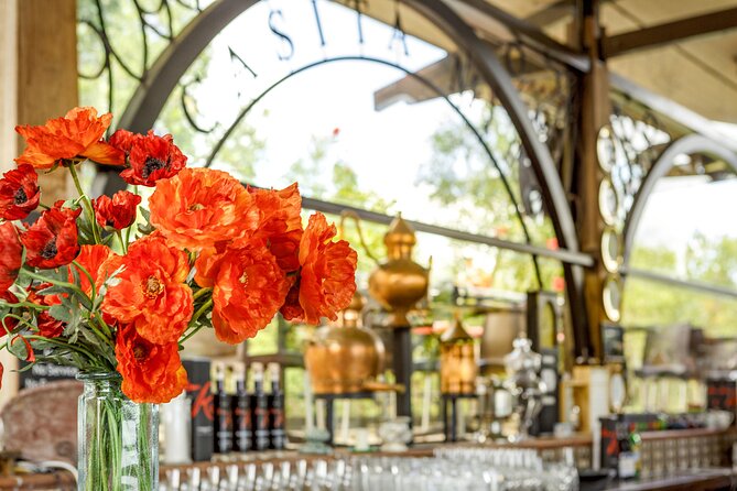 Flavours of Waiheke, wine, beer, spirits INCLUDES lunch - MAX 11 - Key highlights to expect