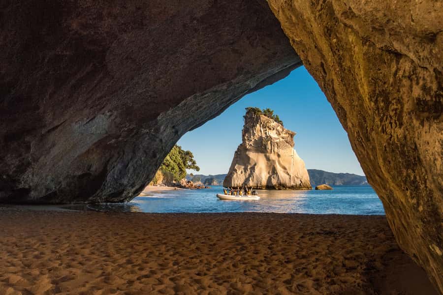From Auckland: Cathedral Cove & Hot Water Beach Tour - Is it good value for a day? My take on convenience vs. flexibility