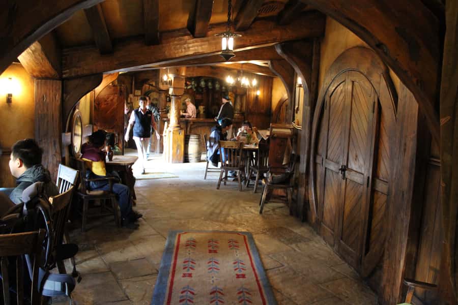 From Auckland: Hobbiton Afternoon Tour - The guided walking tour and your Green Dragon drink