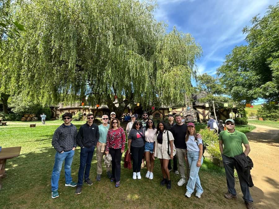 From Auckland: Hobbiton Movie Set Full-Day Trip - Price and value: what $161 per person buys you