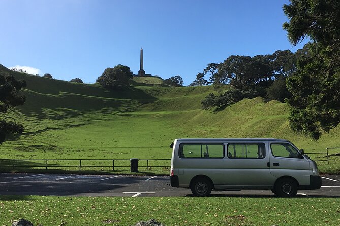 Full-Day Grand Auckland Volcanoes Tour - Achilles Point: framing the Hauraki Gulf before you hike anything
