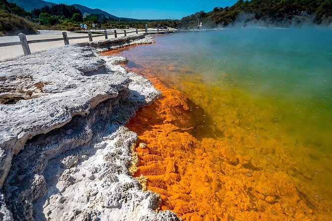 FULL DAY ROTORUA TOUR - Fully Customisable 13 hours Unlimited KMS - Stretching the day to Taupo: craters, lakes, and bungy choices