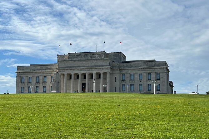 Half-Day Tour: AUCKLAND CITY Highlights with Hotel Pickup - How much walking is realistic, and what to pack