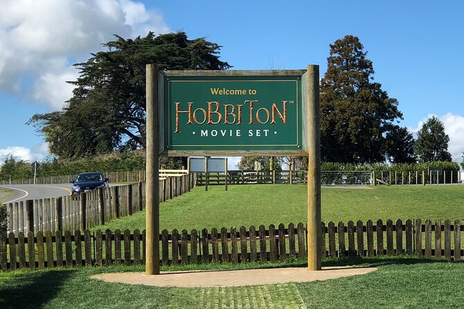 Hobbiton Movie Set Day Tour - The drive over the Bombay Hills and Waikato countryside