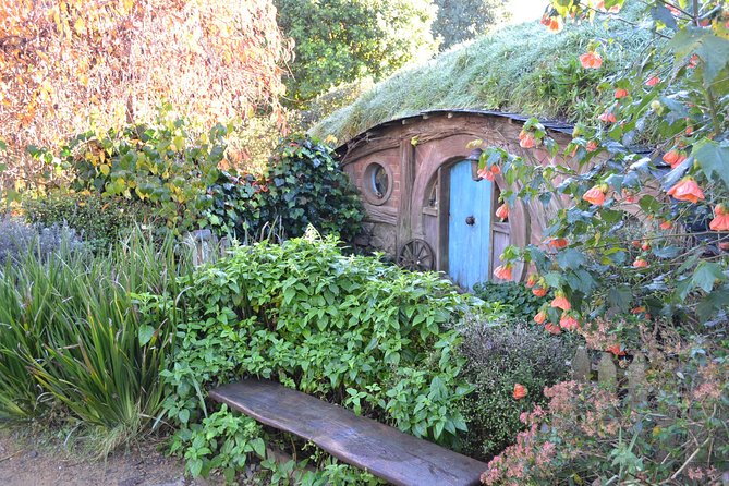 Hobbiton Movie Set day tour From Auckland - The Scenic Morning Drive, Photo Stops, and Onboard Comfort