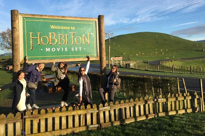 Hobbiton Movie Set Small Group Day Tour from Auckland - Meals on the day: snacks and water are included, lunch is not