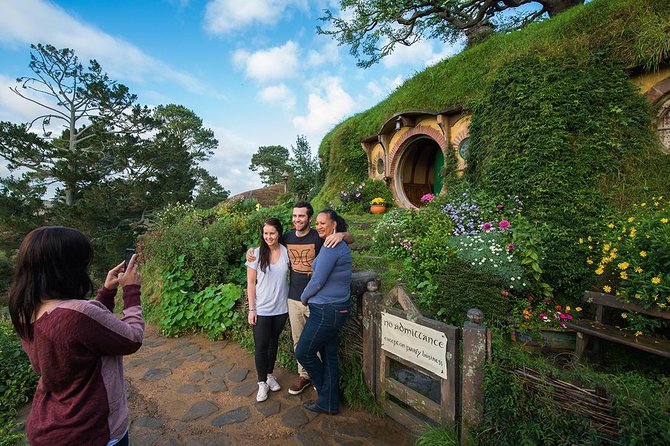 Hobbiton & Waitomo Caves Small-Group Tour W Lunch from Auckland - Why This Hobbiton and Waitomo Pair Feels Like a Perfect North Island Day