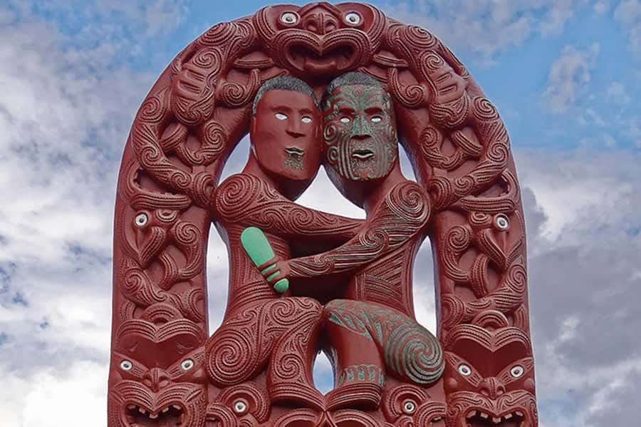 Hobbiton, Waitomo, Rotorua & Taupo 2-Day Tour from Auckland - The in-between stops: photo breaks that keep the day moving
