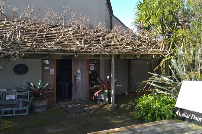 Kumeu Winery Boutique Tour with Gourmet Lunch from Auckland - What Muriwai Adds Beyond the Wine Stops
