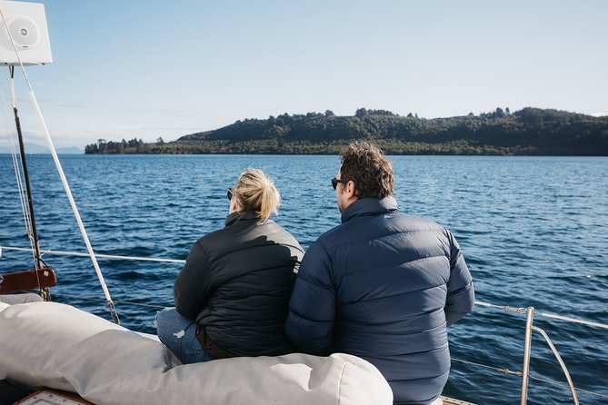 Lake Taupō Private Day Tour from Auckland to Māori Rock Carvings - Price and value: is $588.92 per person fair?