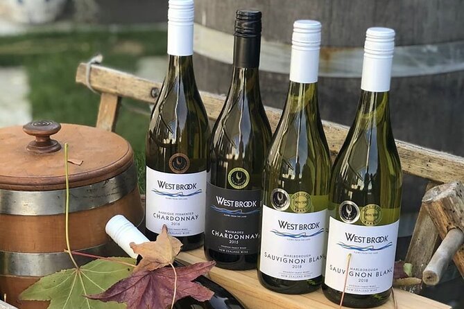 Luxury Private Auckland Wine & Beach Tour with Lunch - Muriwai Beach: black sand, cliff views, and a break from wine