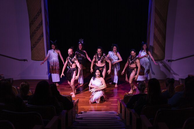 Māori Cultural Experience & Auckland Museum General Admission - When Māori Court and Pacific Galleries are closed, what you can do