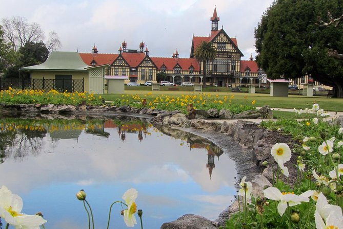 Private 3 Days Tour From Auckland: Hobbiton, Hamilton, Rotorua & Waitomo Caves - Key things I’d plan around before you go