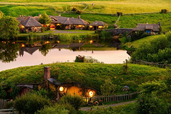 Private 3 Days Tour From Auckland: Hobbiton, Hamilton, Rotorua & Waitomo Caves - Why this private North Island loop feels efficient