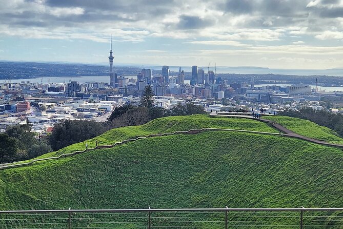 Private Auckland best Spots + Piha beach and rainforest day Tour - Mission Bay Lunch Break With Rangitoto Island Views
