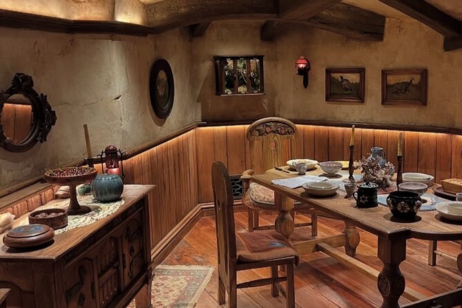Private Hobbiton Movie Set and Rotorua Day Trip from Auckland - Hobbiton Movie Set: why you should treat it like a main event
