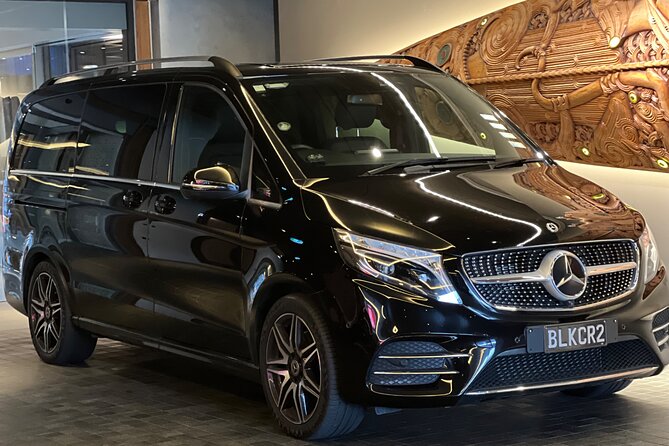 Private Luxury Airport Transfers in Auckland – Sedans & Vans - Price, booking timing, and real value for up to two people